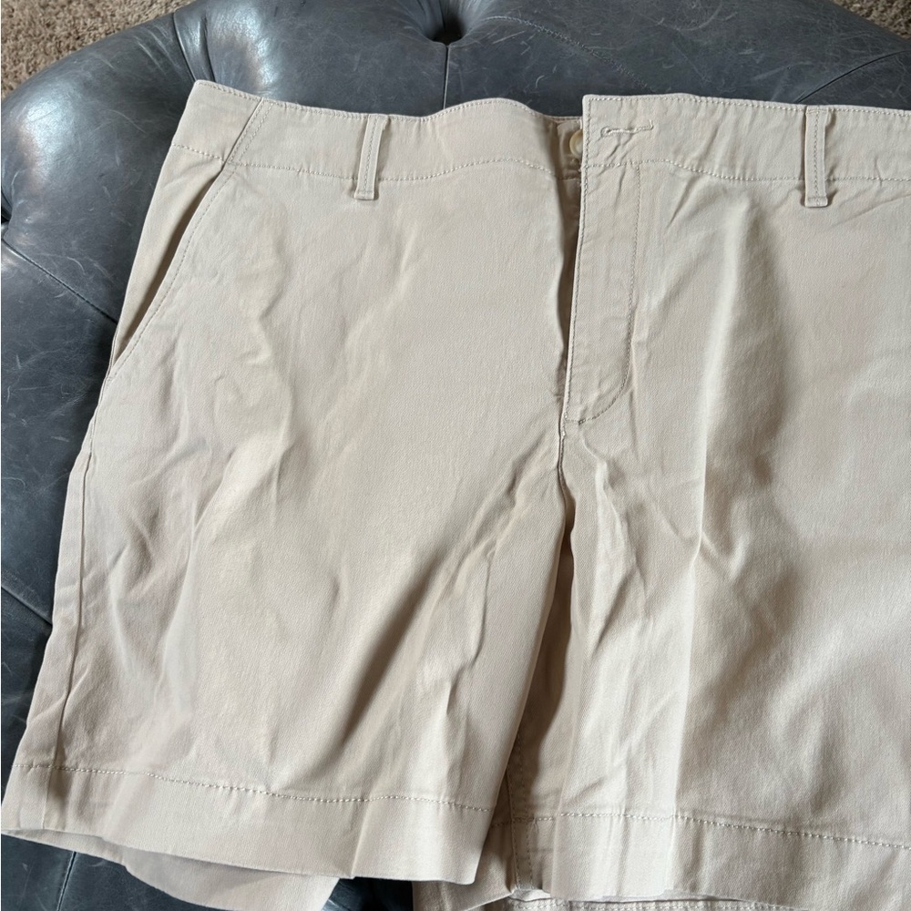 Loft Women’s Tan Shorts, NWT